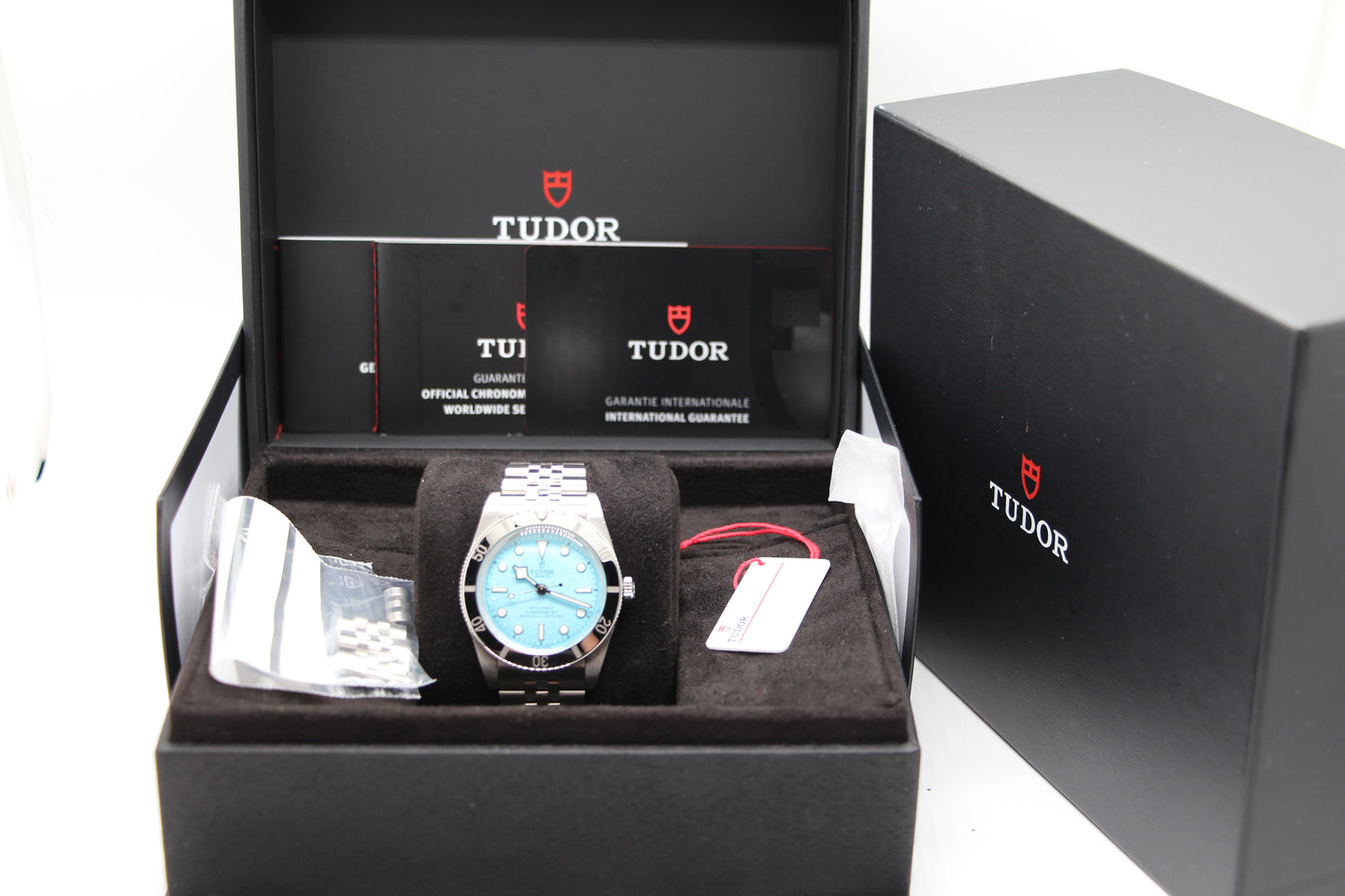 Tudor Black Bay 54 Lagoon