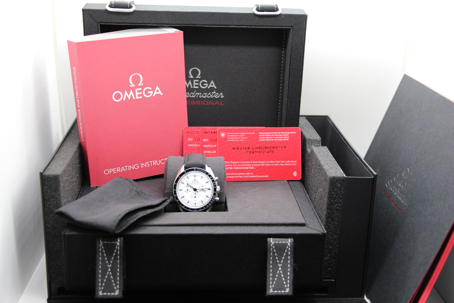 Omega Speedmaster Weiss