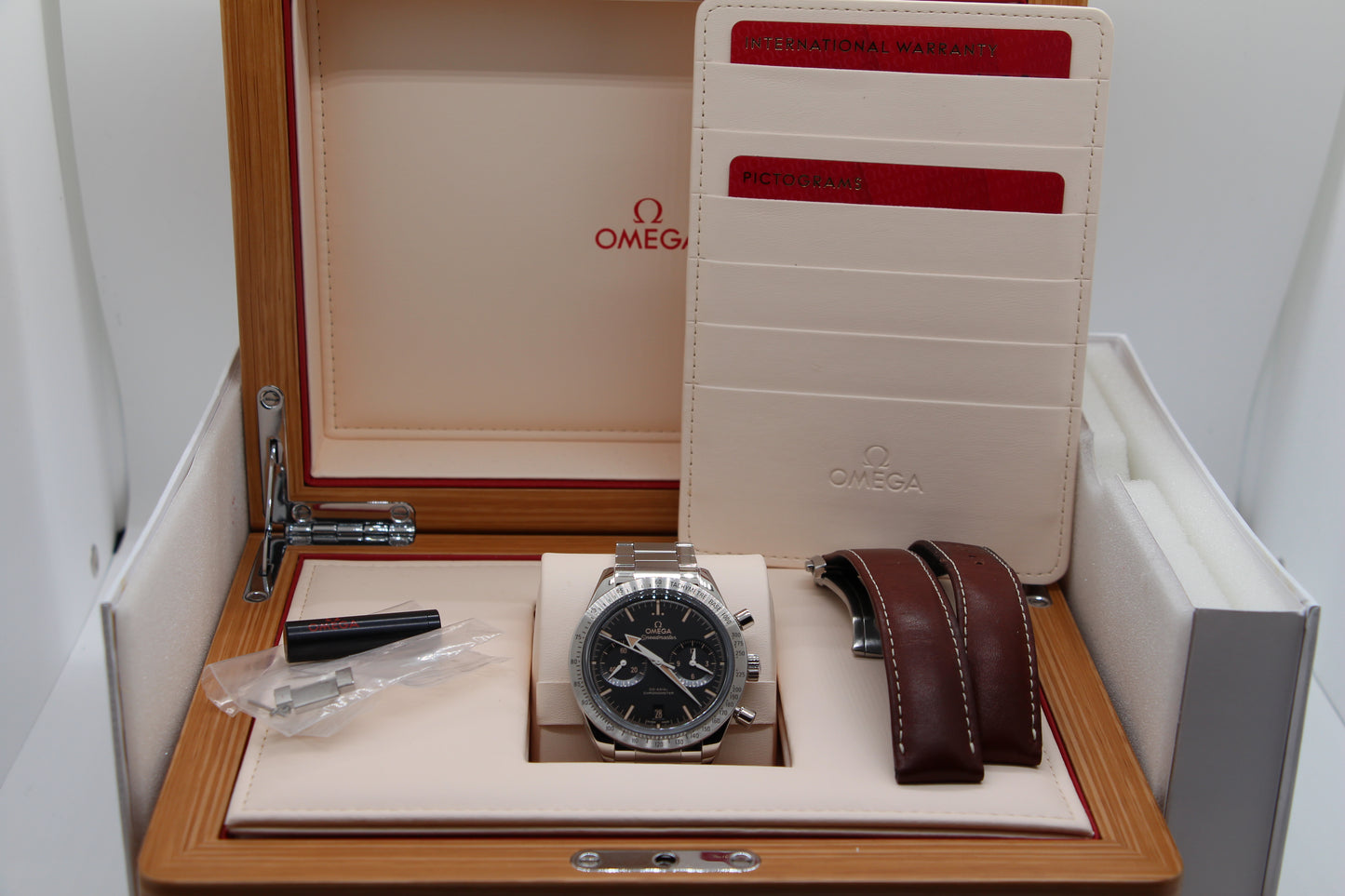 Omega Speedmaster’57
