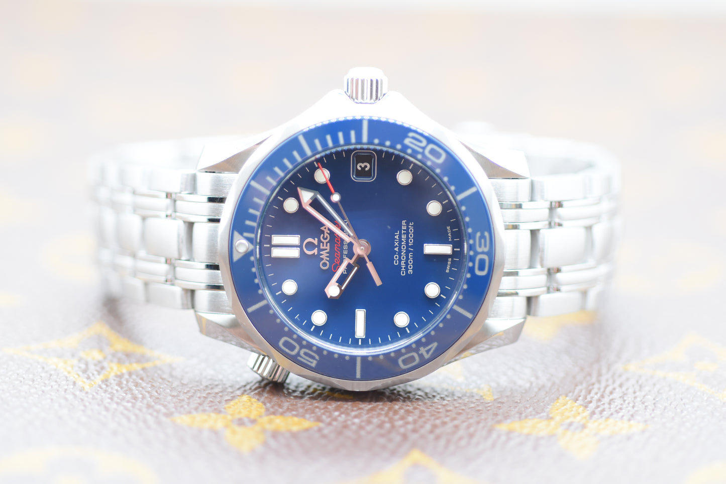 Omega Seamaster Diver 300M Mid-Size