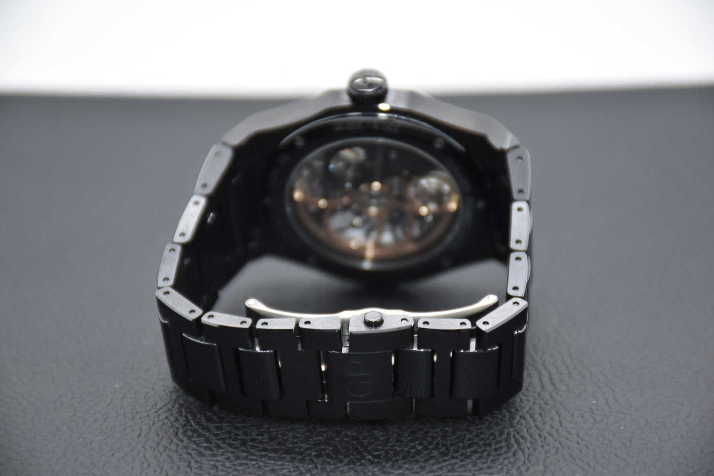 Girard Perregaux Laureato Skeleton