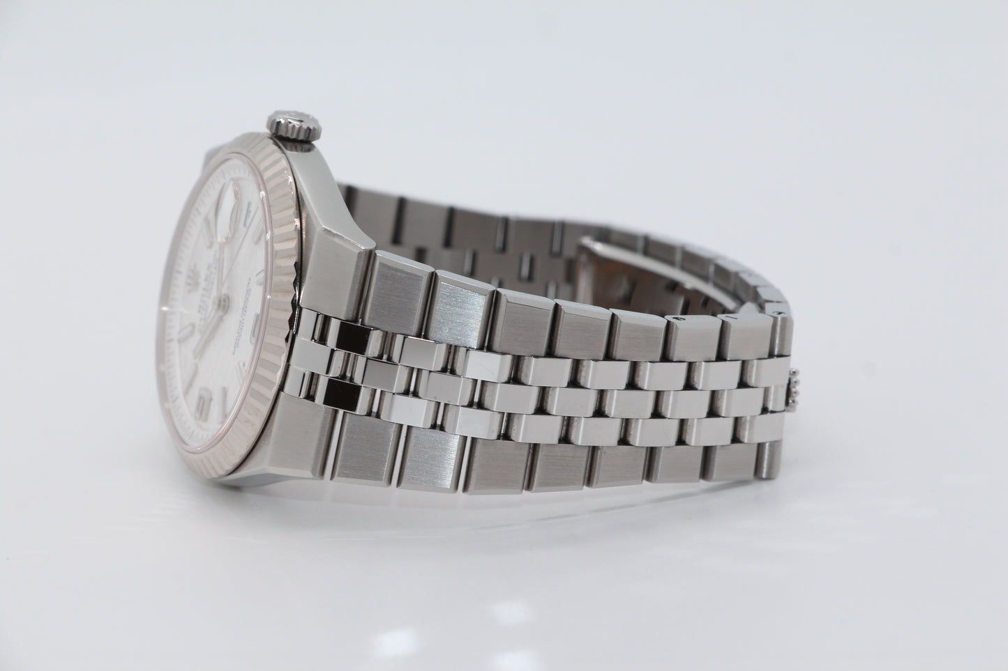 Rolex Land-Dweller 40