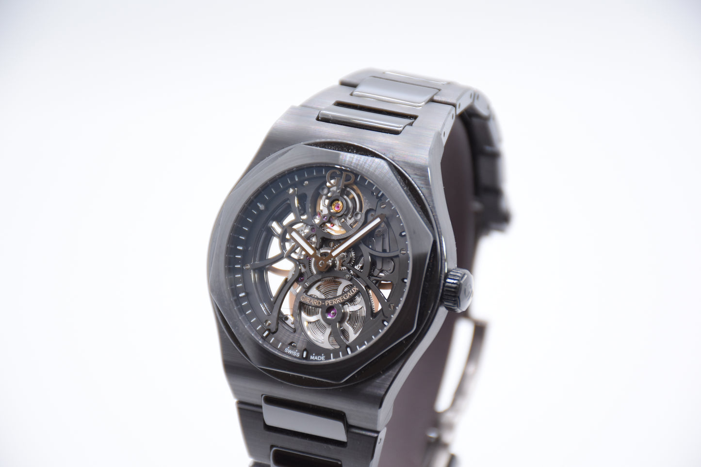 Girard Perregaux Laureato Skeleton