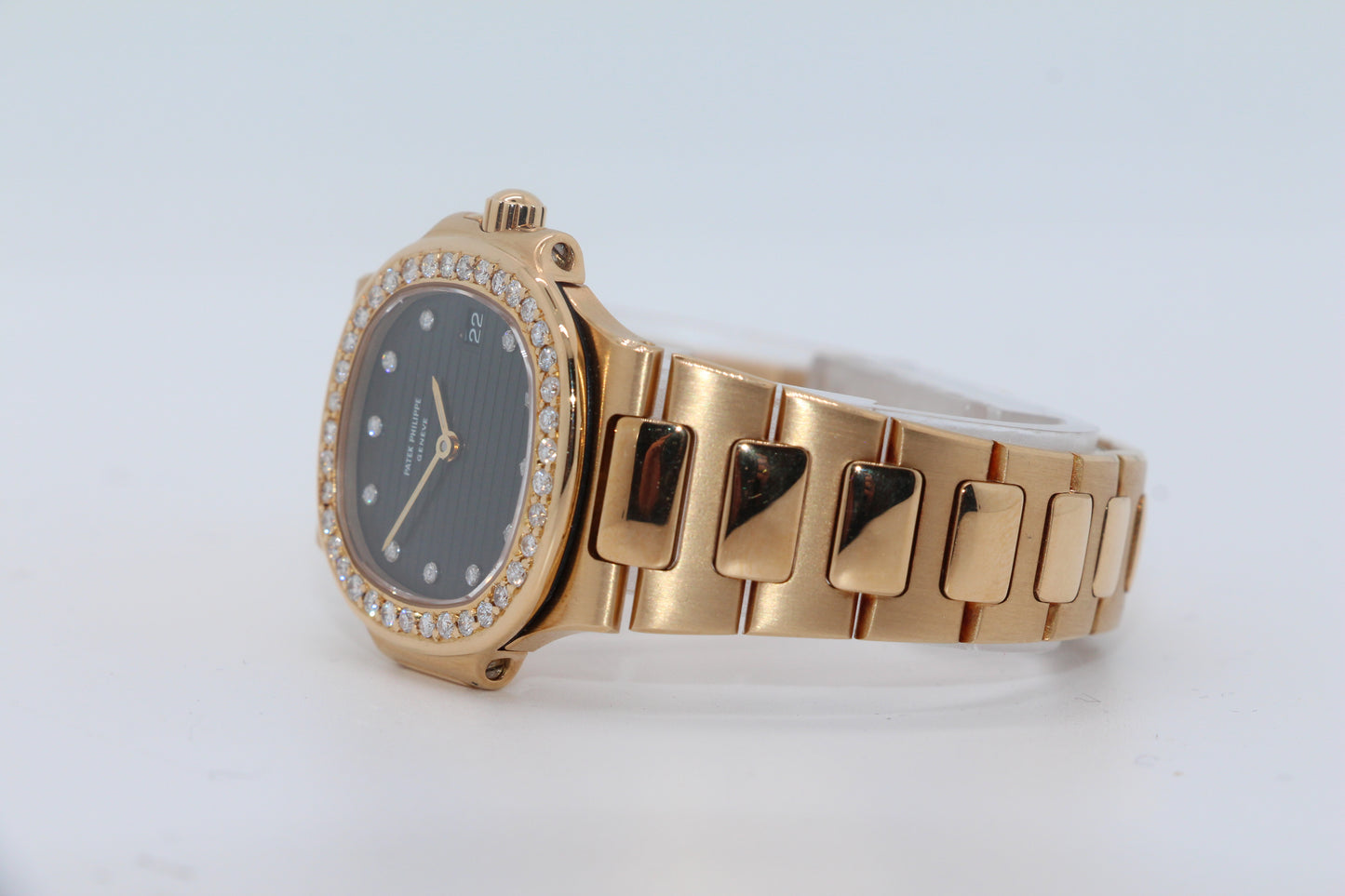 Patek Philippe Lady Nautilus Diamonds