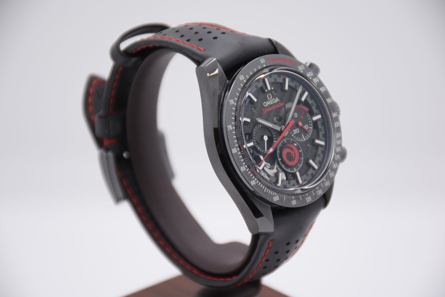 Omega Speedmaster Dark Side of the Moon Alinghi