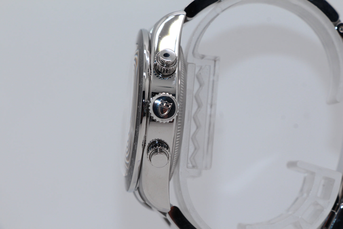 Tudor Black Bay Bumble Bee
