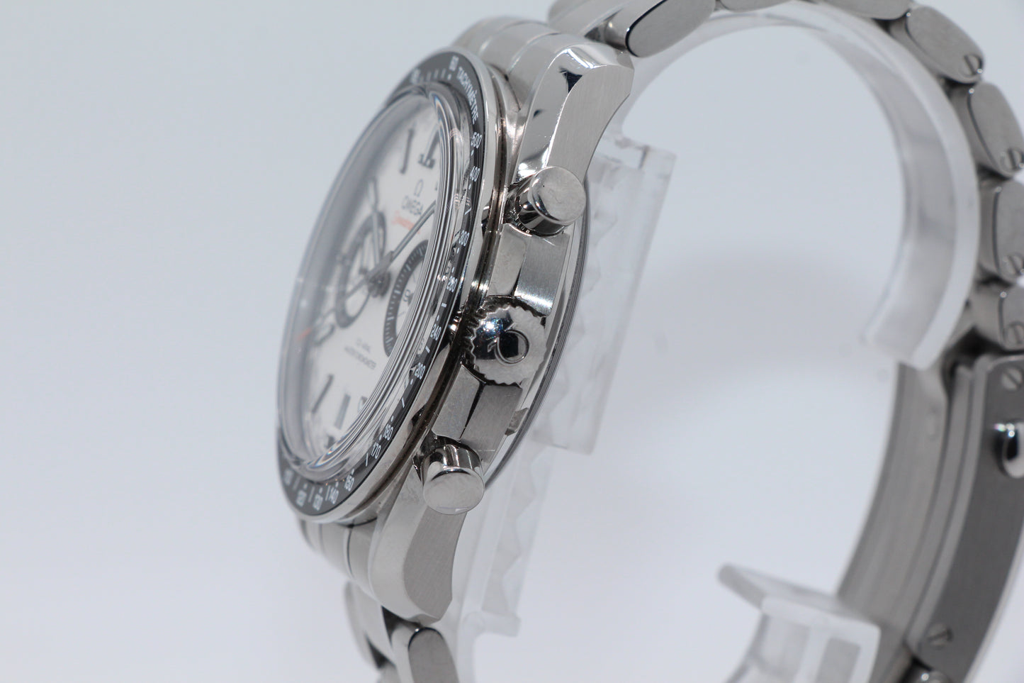 Omega Speedmaster Racing
