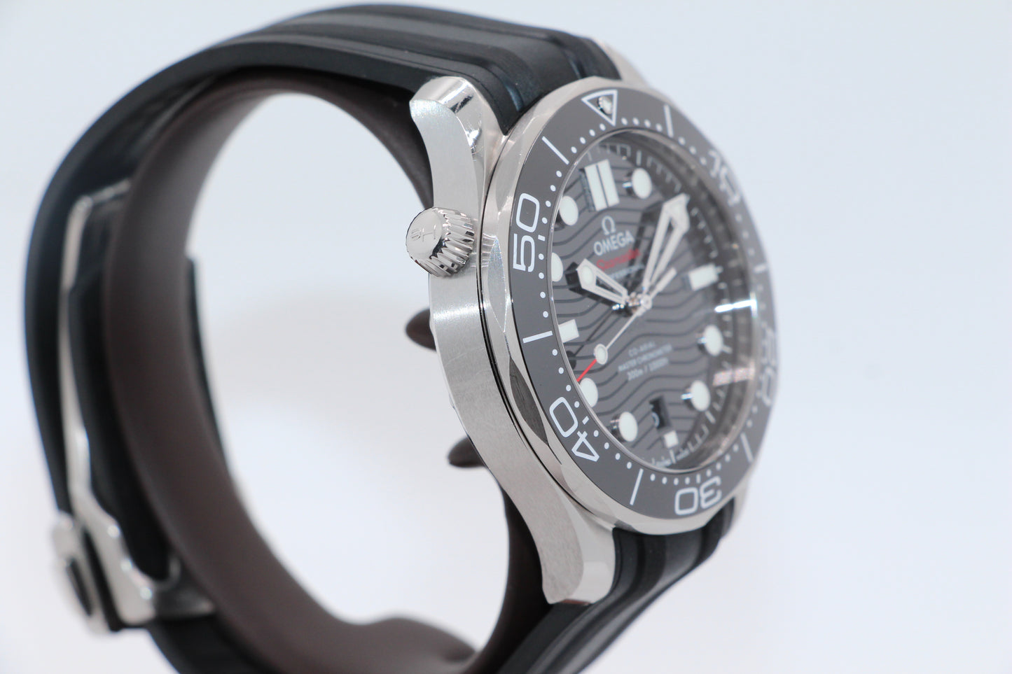 Omega SMP 300M Schwarz