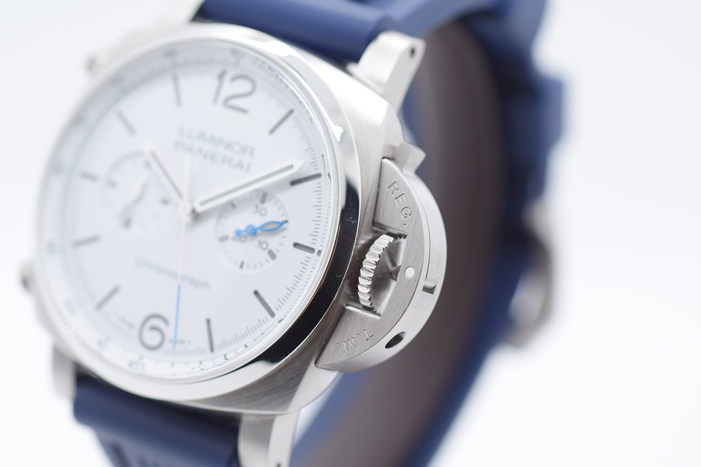 Panerai Luminor Chronograph 44
