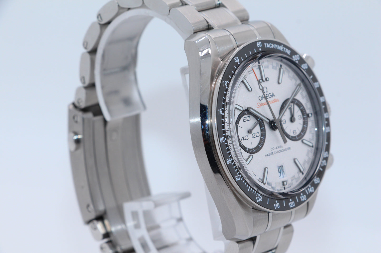 Omega Speedmaster Racing