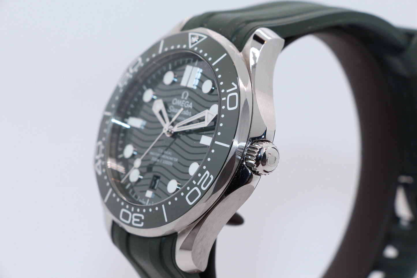 Omega SMP 300M Grün