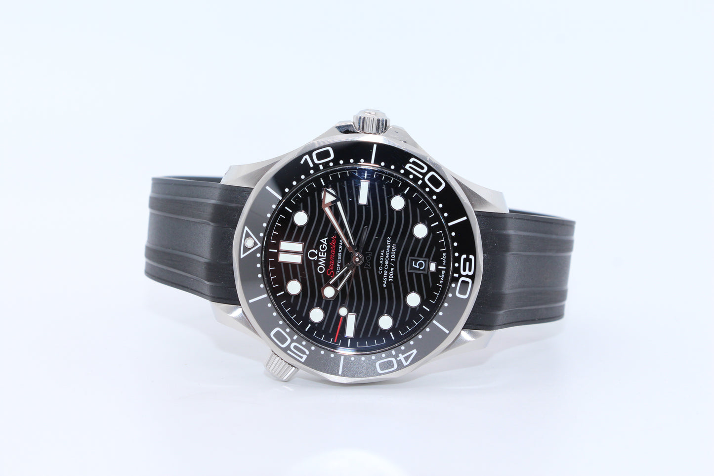 Omega SMP 300M Schwarz