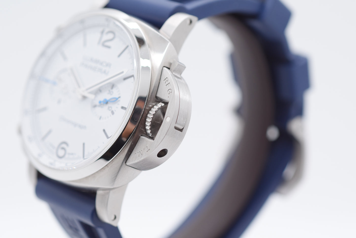 Panerai Luminor Chronograph 44