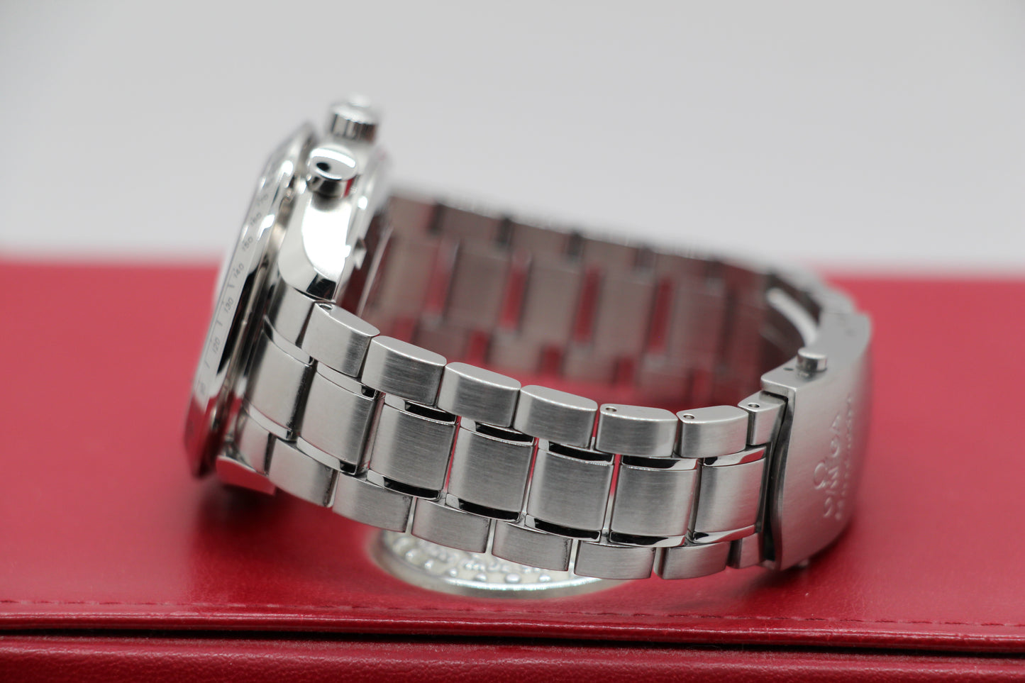 Omega Speedmaster Date