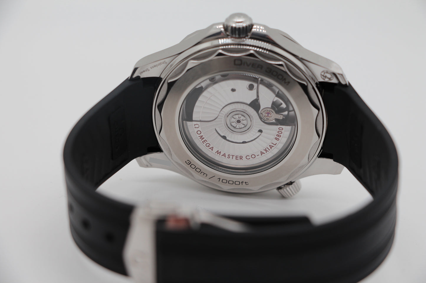 Omega SMP 300M Schwarz