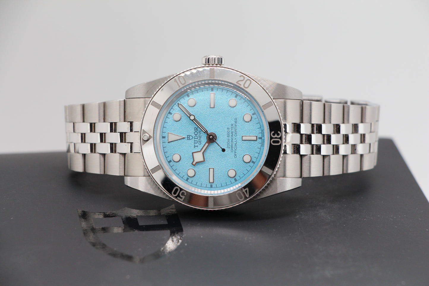 Tudor Black Bay 54 Lagoon