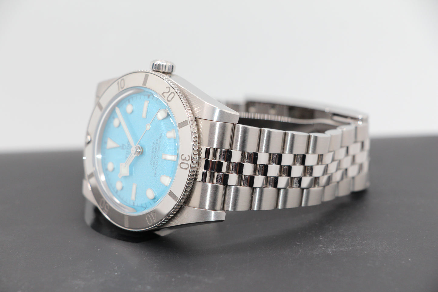 Tudor Black Bay 54 Lagoon
