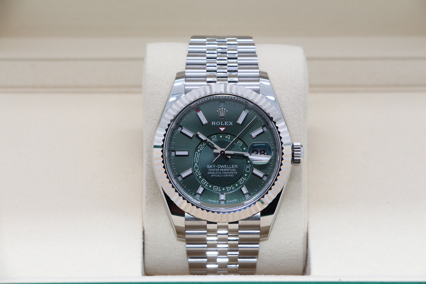 Rolex Sky-Dweller Grün