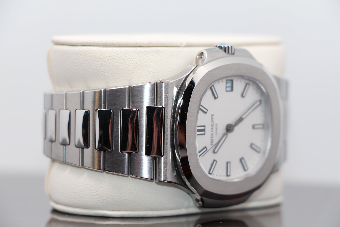 Patek Phillipe Nautilus NOS